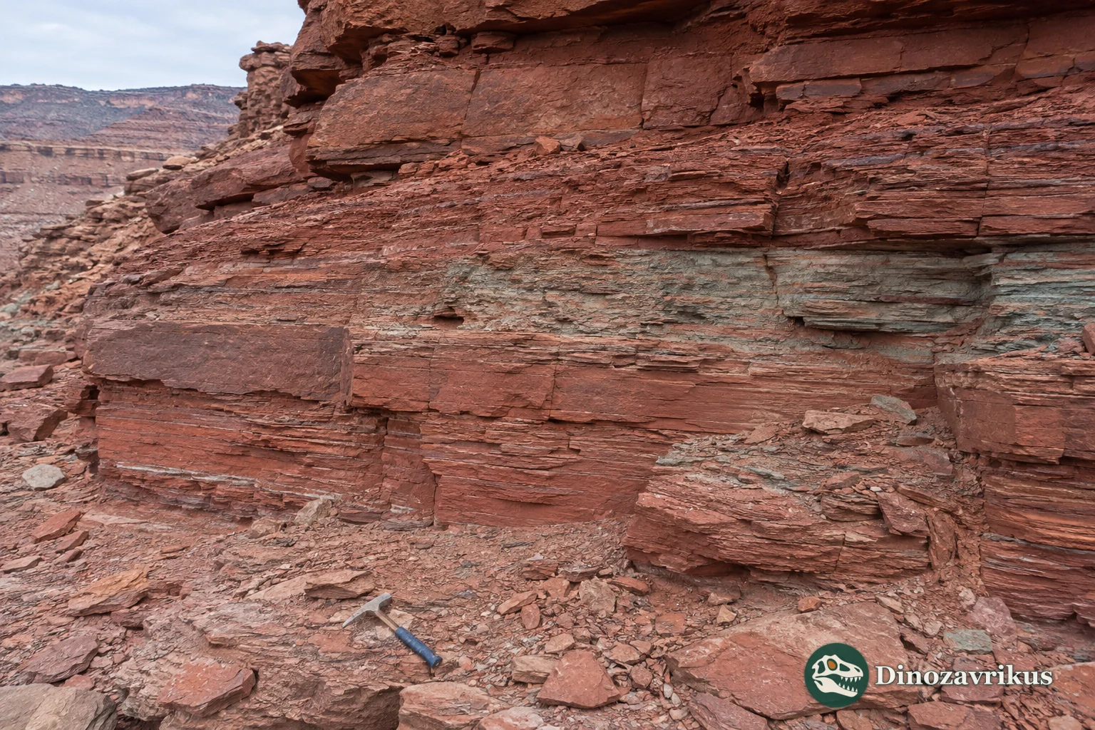 Palaeoproterozoic red sedimentary beds formed under increasingly oxygenated weathering
